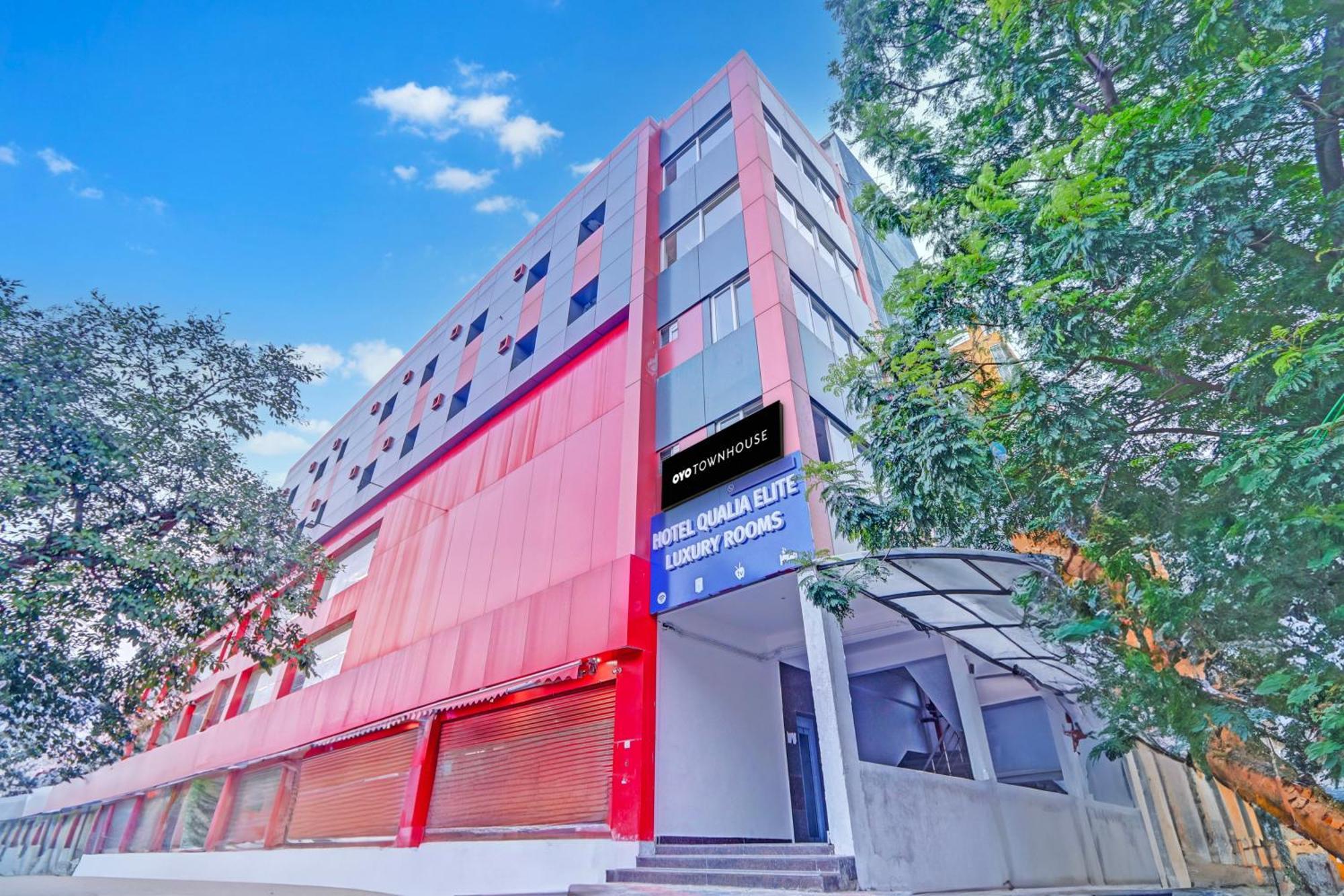 Super Townhouse Qualia Elite S R Nagar Hotel Hyderabad Luaran gambar