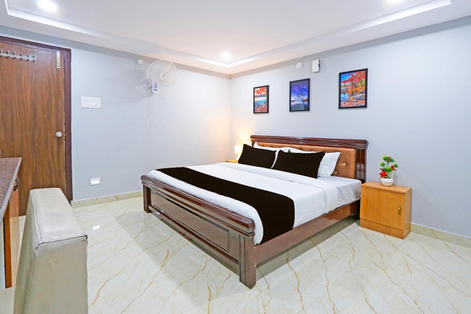Super Townhouse Qualia Elite S R Nagar Hotel Hyderabad Luaran gambar