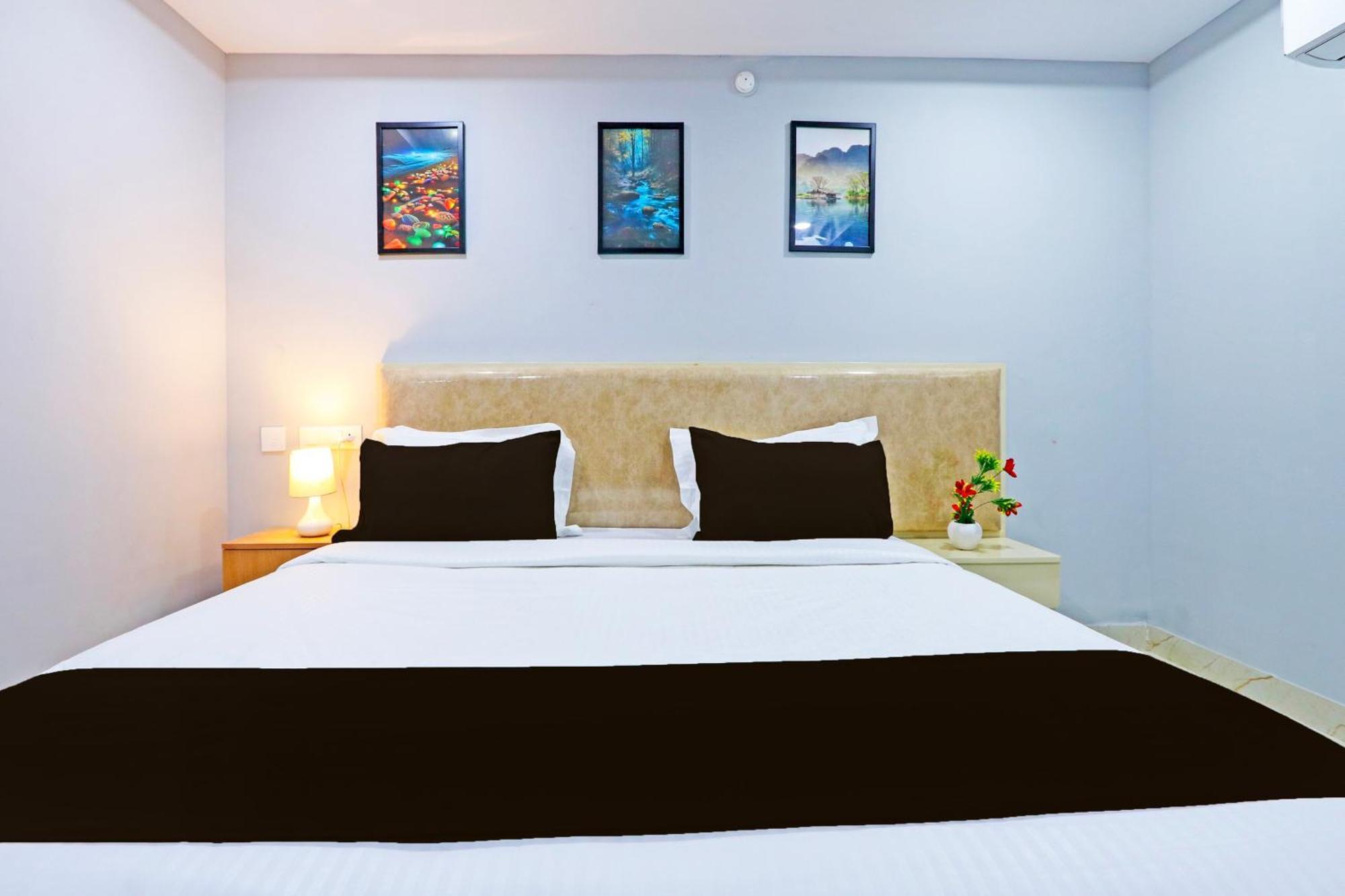 Super Townhouse Qualia Elite S R Nagar Hotel Hyderabad Luaran gambar